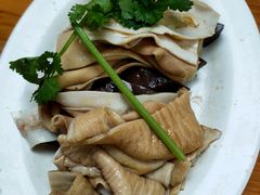 -乌文新澄海卤鹅店