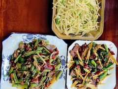-苗湘食府(十年店)