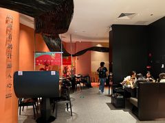 大堂-羽鸽集·乳鸽专门店·地道顺德菜(岭南站店)