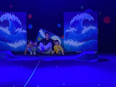 -猴有戏教育戏剧·音乐剧·主持口才·演讲朗诵辩论(环球港华师大校区)