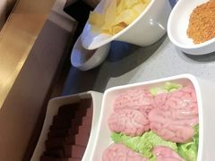 -海底捞火锅鲜切牛肉主题店(长寿路店)