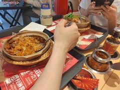 -华记煲仔华·煲仔饭(三元里万科里店)