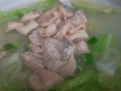 -茅屋大酒店
