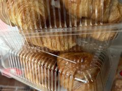 -白玉兰食品甜凤店(合生汇店)
