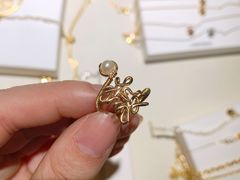 -LADY FAFA(巨鹿路陕西南路路口店)