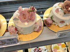 -花花卷卷·鲜食蛋糕(静安久光百货店)