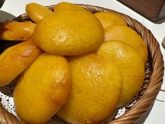 胶东鱼锅贴饼子-山东宾馆·齐鲁苑餐厅
