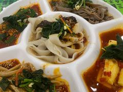 -令氏家外家周秦食府(高新店)