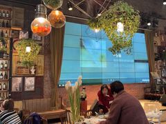 -临界音乐酒馆·小龙虾·江湖菜(华熙LIVE·鱼洞店)