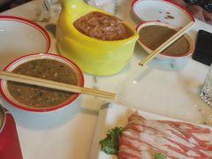 -焱三乐四川火锅店(经纬街店)