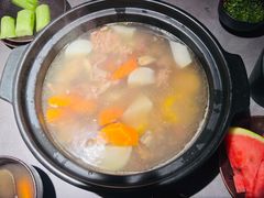-罗勒家·养生火锅· Bistro(大望路店)