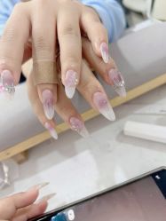 -瞧·享轻奢美甲美睫