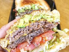 -The Habit Burger Grill 哈比特汉堡(复兴soho店)