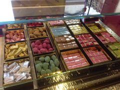 -FAUCHON