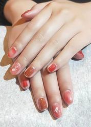 -吉吉靓甲美睫