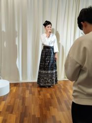 -懿沉香中式嫁衣礼服秀禾服龙凤褂马来褂旗袍总店