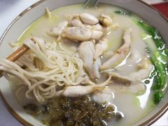 黄鱼蛏子面-明呈黄鱼面馆(斜土路店)