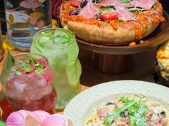 -Dragon Pizza•圆脸龙披萨·牛排餐厅