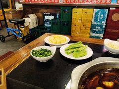 -冯记香辣兔火锅(茶店子总店)