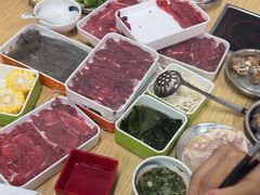 -杨老板·海鲜集市火锅·鲜切牛肉(中防万宝店)