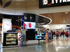 -雅典机场免税店