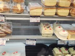 -白玉兰食品(中山公园龙之梦店)