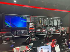 -ROG玩家国度(美罗城店)