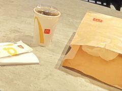 -麦当劳(西客站店)