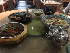 -佬湘楼·27年湘菜(天河都市广场店)