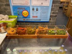 -呷佬·长沙手工米粉(金沙江路店)