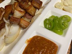 烤五花肉生菜-京玉菲饭店(李村店)