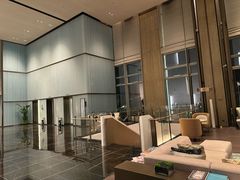 -深圳国际会展中心希尔顿酒店(前海华发冰雪世界店)