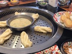 -粘豆包铁锅炖二部(温泉街店)