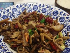 烟笋腊肉钵-新新湘菜馆(新中街二条店)