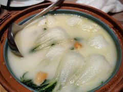 烧骨煲淋奶白菜-和苑酒家·一线江景(星寰店)