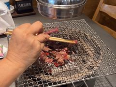 -合易泓烤肉•首创生椰大油边(宁山路店)