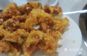 Fried Wuchang Fish Bones