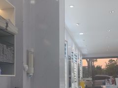 -光明眼镜·蔡司授权(徐泾店)