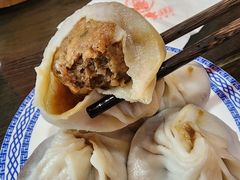 -笑来喜馄饨小笼工坊(通扬路店)