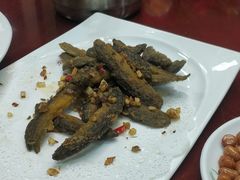 -新一家农家菜(华景新城店)