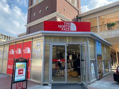 -王府井奥莱临潼小镇(临潼店)