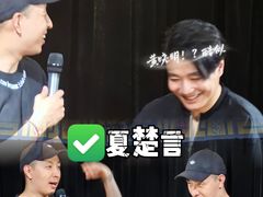 -喜剧部落脱口秀(三里屯店)