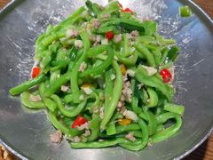 -聚鑫朋酸菜肥肠(九龙仓店)