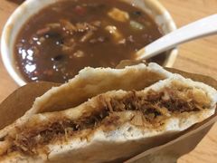 肉夹馍（肥瘦）-中原一大碗(湖滨店)