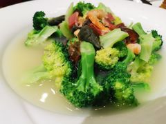 -梅龙镇酒家(南京西路总店)