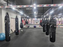 -FIGHTMAN格斗俱乐部(长宁临空店)