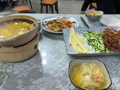 -天天向上素食餐厅(五台山店)