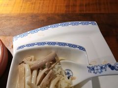 -洞庭土菜小炒馆(易发广场店)