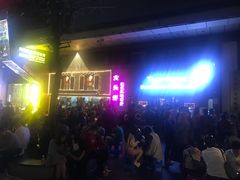 门面-大头虾越式风味餐厅(光明广场店)