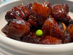 上海本帮红烧肉-枕水江南(铁西万象汇店)